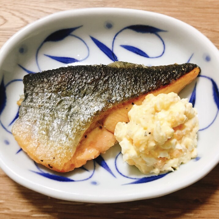 夫婦のおつまみ 鮭のムニエルとタルタルソース添え レシピ 作り方 By Cocopoteito 楽天レシピ 夫婦のおつまみ 鮭のムニエルとタルタルソース添え レシピ 作り方 By Cocopoteito 楽天レシピ